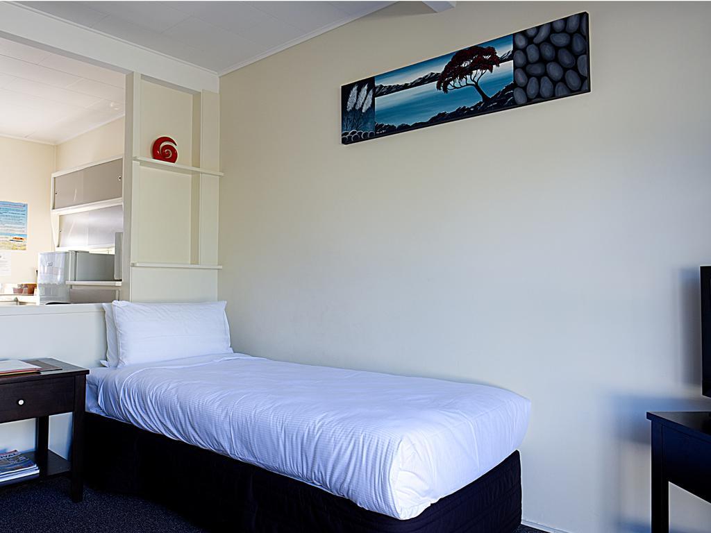 Tairua Shores Motel Exterior photo